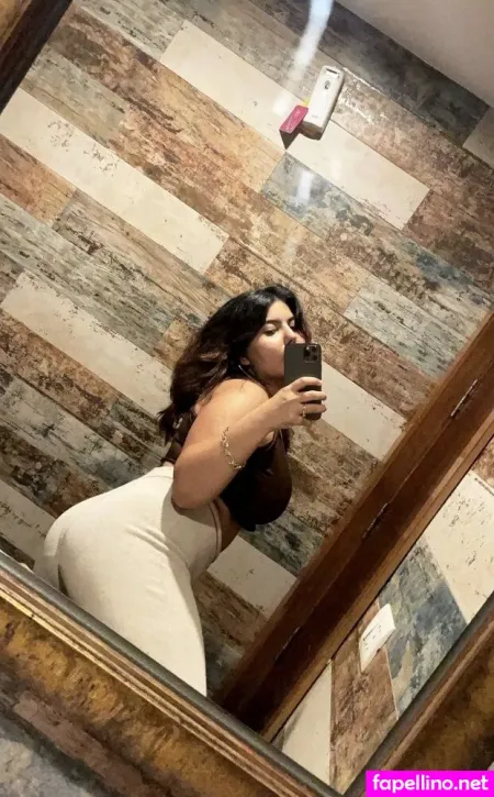 Saachi Sood OnlyFans Thumbnail #XIEn98lTB0