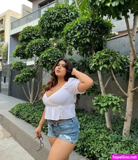 Saachi Sood OnlyFans Thumbnail #a2O2V1533Y