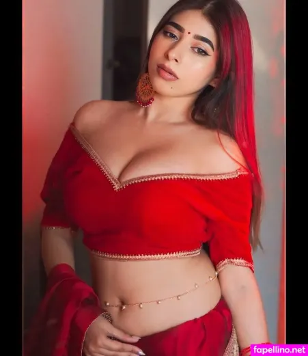 Saanvi032 OnlyFans Thumbnail #WuTWrRVemm