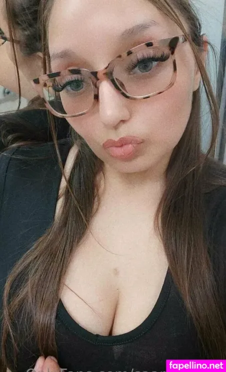 Saarahsnow OnlyFans Thumbnail #3iFoMQtilB