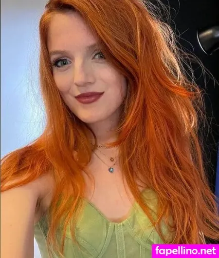 Saarlive OnlyFans Thumbnail #K9yMZFk9uY