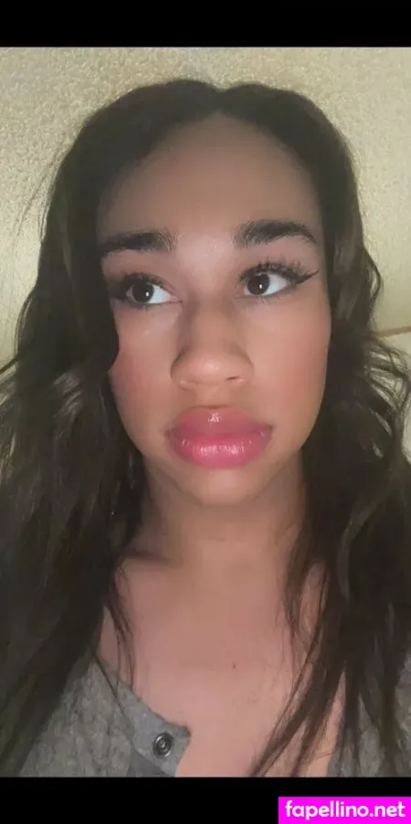 Sabbyy23 OnlyFans Thumbnail #oAxftQlaNt