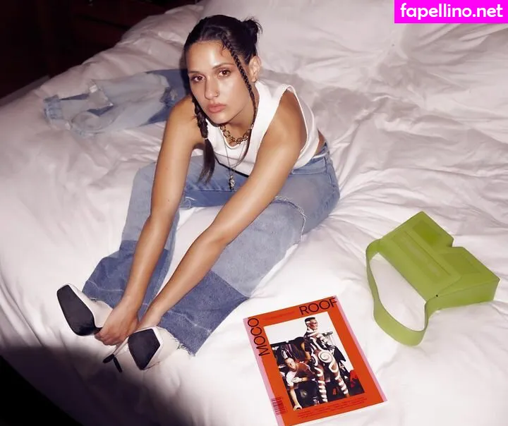 aliceeee_watson, sabelamusic_ Nude Leaked OnlyFans Photo #8cbIgfl3LF