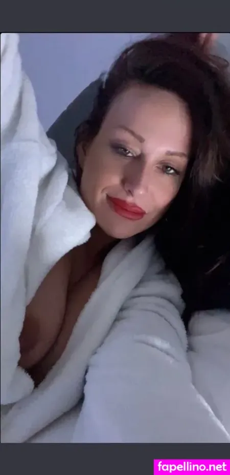 Sabina Bahto OnlyFans Thumbnail #wPloIV1CID