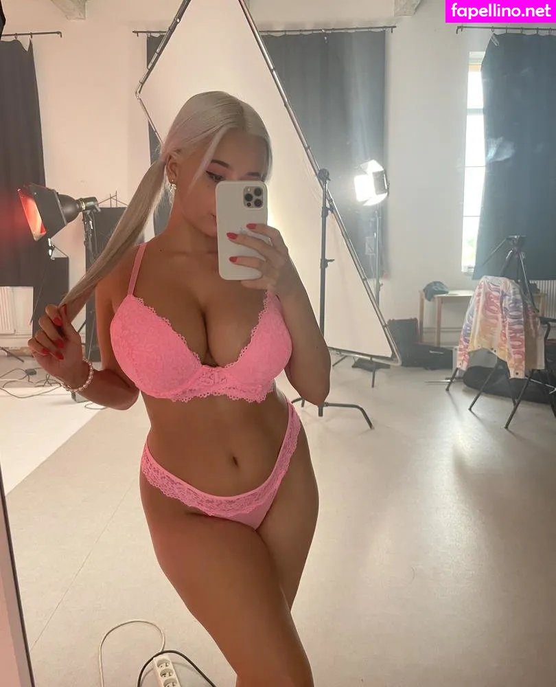 sabinatomkova Nude Leaked OnlyFans Photo #seZSDIZkuA