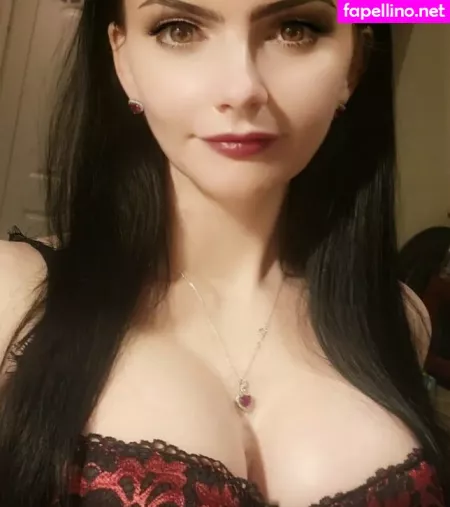 Sabine OnlyFans Thumbnail #4KaTpQed7J