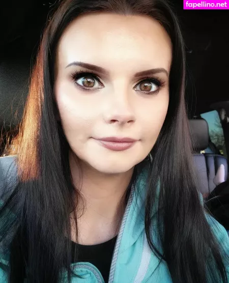 Sabine OnlyFans Thumbnail #qILrN1x4L8