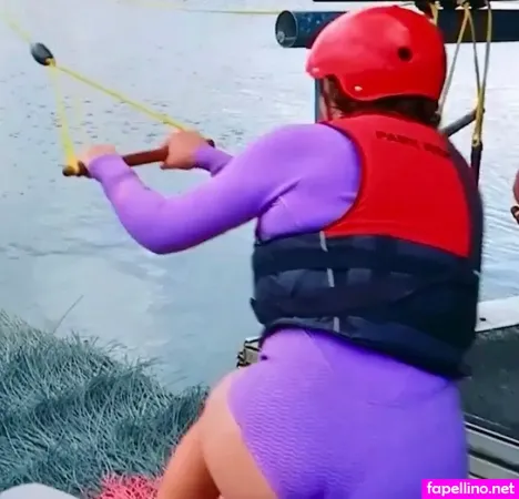 Sabre Norris OnlyFans Thumbnail #6aEZ6WmRBv