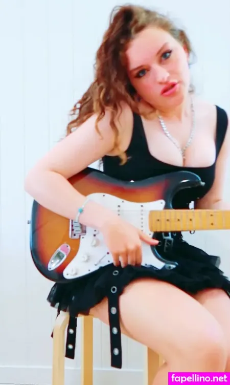 Sabre Norris OnlyFans Thumbnail #T1LhZglXU6