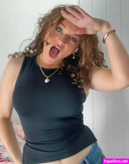 Sabre Norris OnlyFans Thumbnail #iZV3IVSavM