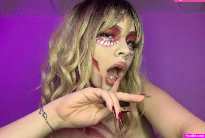 Sabrina Bloom OnlyFans Thumbnail #0dGUlL251I