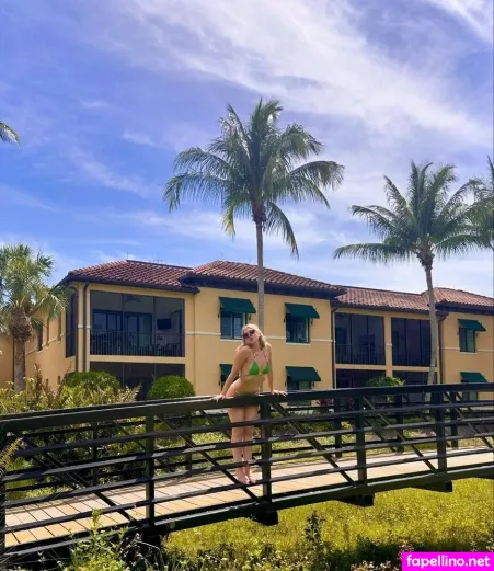 Sabrina Brier OnlyFans Thumbnail #3lCsUrKjbi