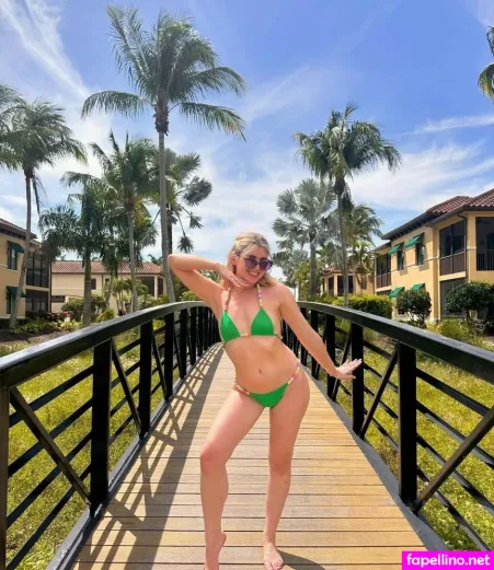 Sabrina Brier OnlyFans Thumbnail #8mML1vAqAf