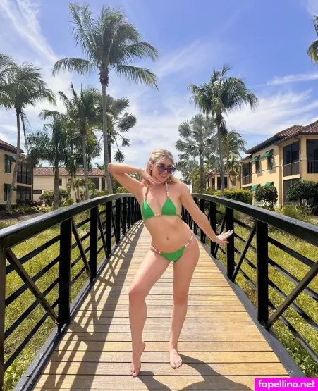 Sabrina Brier OnlyFans Thumbnail #CitLOacusN