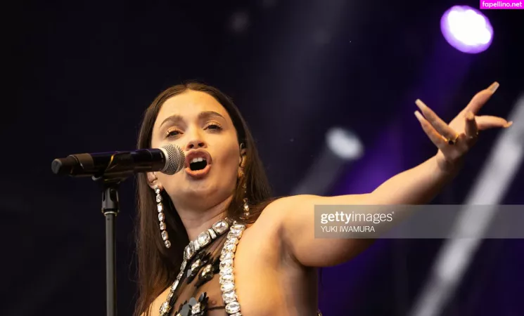 Sabrina Claudio OnlyFans Thumbnail #LZ0Szf7dqy