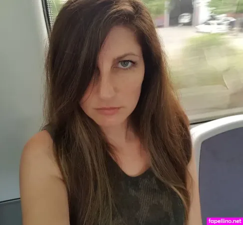 Sabrina Deep OnlyFans Thumbnail #v3Kk6UysOh