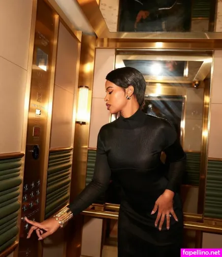 Sabrina Elba OnlyFans Thumbnail #4l2z4YumUv