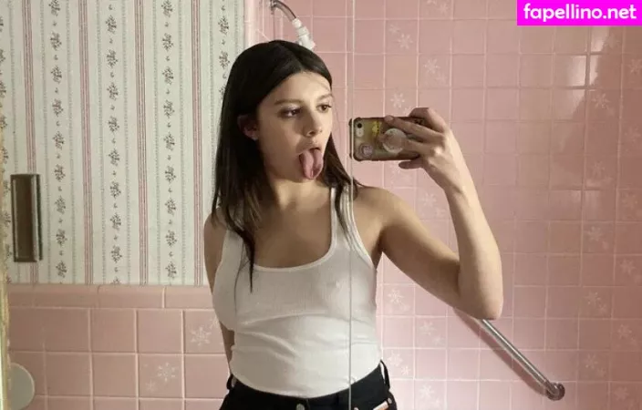 Sabrina Fuentes OnlyFans Thumbnail #j2o2uR2r8E