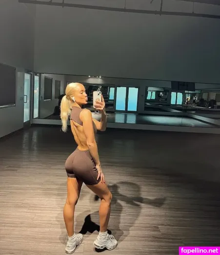 Sabrina Head OnlyFans Thumbnail #ucABms2Y2w