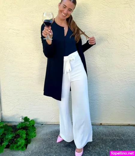 Sabrina Ionescu OnlyFans Thumbnail #xewf1nMCAR