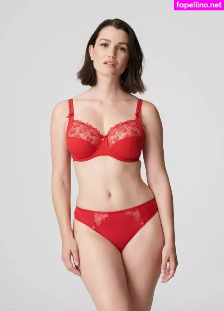 Sabrina Laporte OnlyFans Thumbnail #AHF8iig1wd