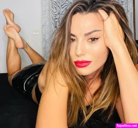 Sabrina Laurenzana OnlyFans Thumbnail #GddJvJRddp