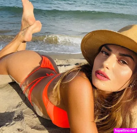 Sabrina Laurenzana OnlyFans Thumbnail #vtc2yjVRBM