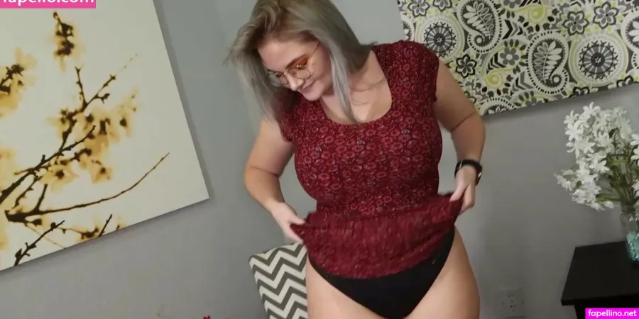 Sabrina May 1 Main Profile Photo