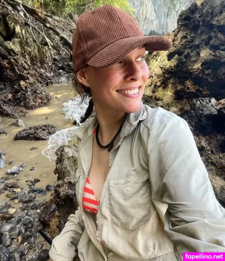 Sabrina Outdoor OnlyFans Thumbnail #AWCCCUbXhk