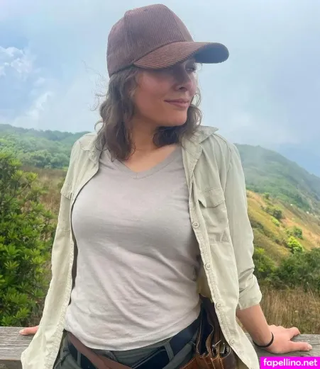 Sabrina Outdoor OnlyFans Thumbnail #BMSMoQld66
