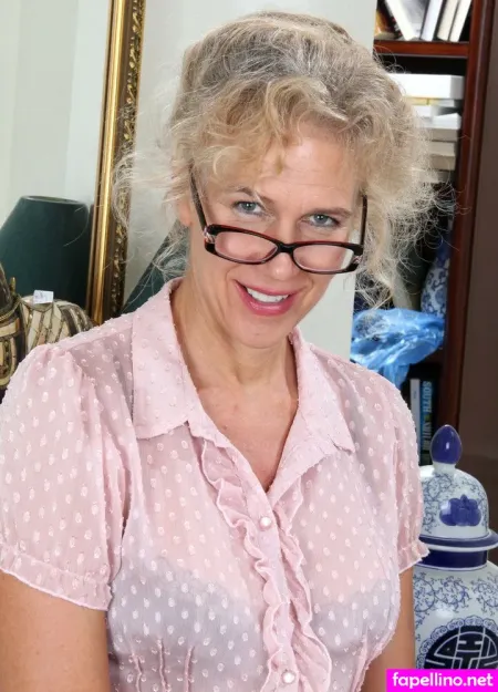 Sabrina P OnlyFans Thumbnail #d8PCoopF8x