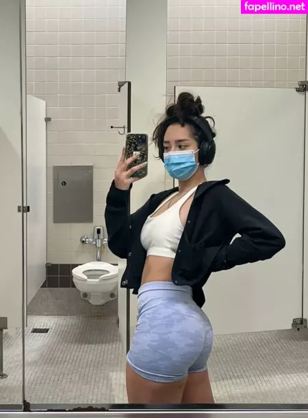 Sabrina Pezeshkian OnlyFans Thumbnail #FDSY6SxLAn