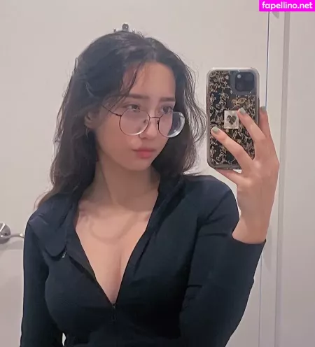 Sabrina Pezeshkian OnlyFans Thumbnail #e4nb4vnccf