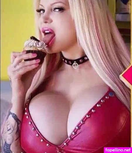 Sabrina Sabrok OnlyFans Thumbnail #ZHYzHBHItQ