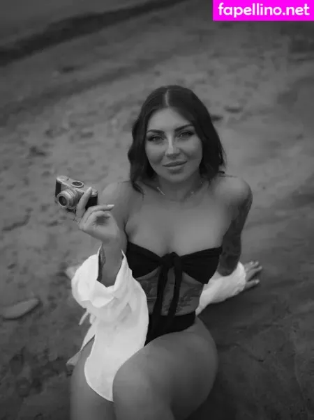 Sabrina Smith OnlyFans Thumbnail #kqStlrgCv5