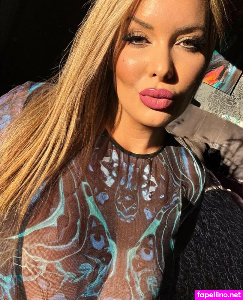 sabrina_winter, sabrina_winter19 Nude Leaked OnlyFans Photo #EsIdnbFhlu