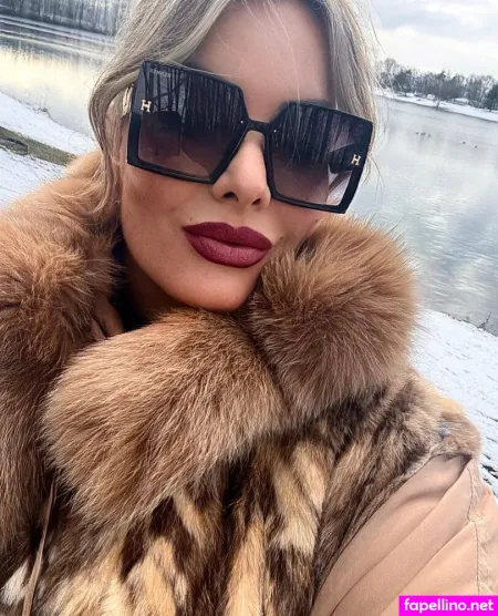 Sabrina Winter OnlyFans Thumbnail #z41PWUqKcA