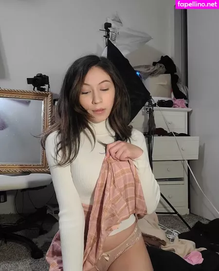 Sabrina OnlyFans Thumbnail #SFr1kLLdNt