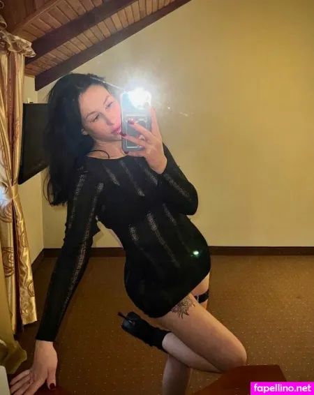 Sabrina69miller OnlyFans Thumbnail #HLirNJUxYm
