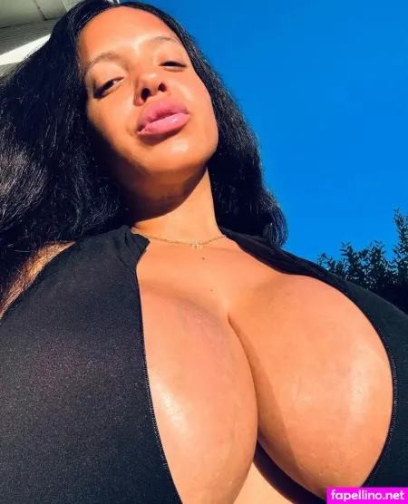 Sabrinafountaine OnlyFans Thumbnail #1OW7iVMsQc