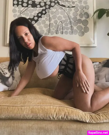 Sabrinafountaine OnlyFans Thumbnail #FVgWPfrz8t