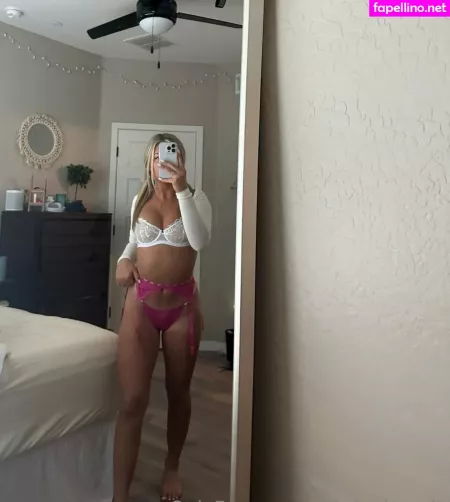 Sabrinahuxely OnlyFans Thumbnail #PCEALd9E9N