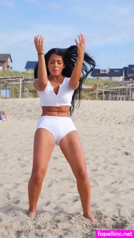 Sabrine Khan OnlyFans Thumbnail #Lxi0DwKfJi