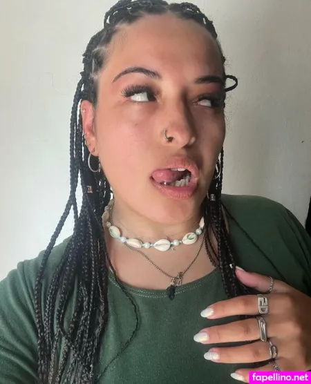 Sabrinitafoxxx OnlyFans Thumbnail #E2NGfKGWhj