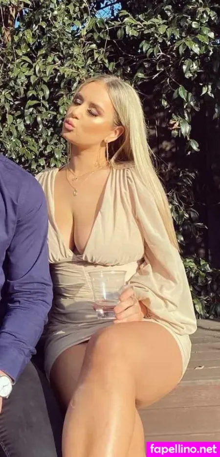 Sacha Ross OnlyFans Thumbnail #WDbqQlKjsw