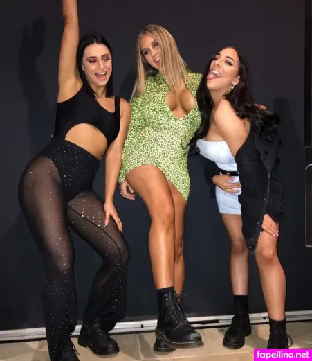 Sacha Ross OnlyFans Thumbnail #c70jloE2xK