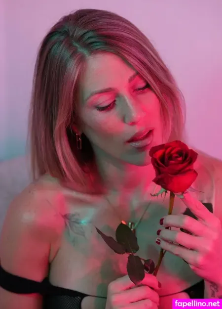 Sachaswings OnlyFans Thumbnail #j4XZO9Lw10