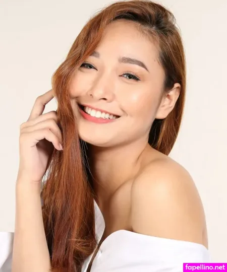 Sachzna Laparan OnlyFans Thumbnail #XbnI2uHeGg