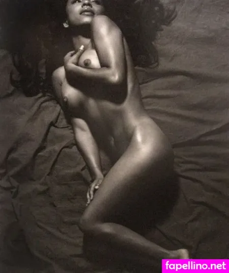 Sade OnlyFans Thumbnail #PofN2V6Dlh