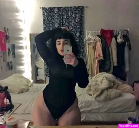 Sadgalbri OnlyFans Thumbnail #oeqEJbesug